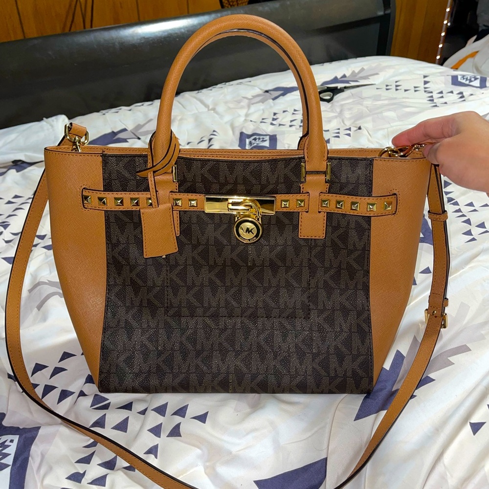❌SOLD❌ COPY - Michael Kors satchel purse